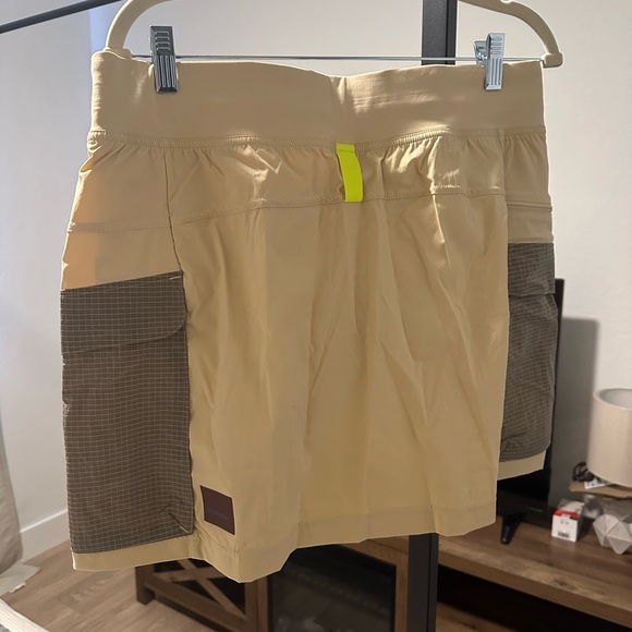 Lululemon Skort - Picture 2 of 6